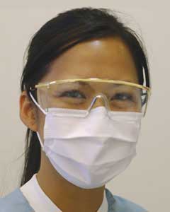 Isofluid Plus Earloop Mask - Pink, BFE > 99.8% / PFE = 99.5% at 0.1 micron, Fluid Resistant