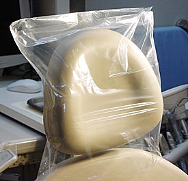 House Brand 9-1/2" x 14" Clear Plastic Headrest Covers, Box of 250. *Compare to Crosstex