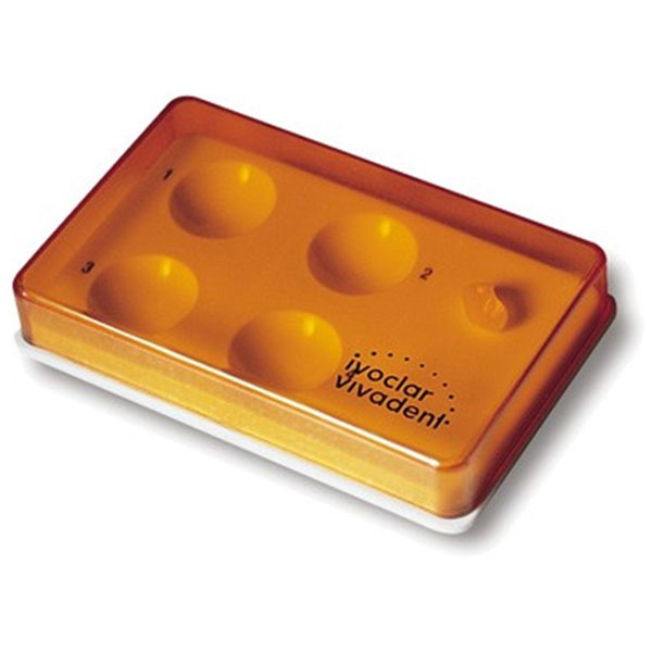Vivapad Plastic Mixing Well with Cover, Non-Autoclavable, 1/Pk. Light-protected mixing plate