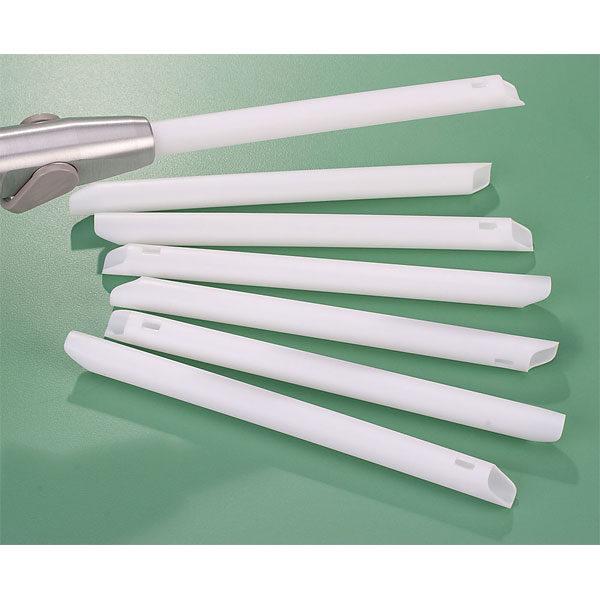 Max-Vac High Volume Evacuation Tips, S-shaped end, White 50/Bag. Combines vented and non-vented