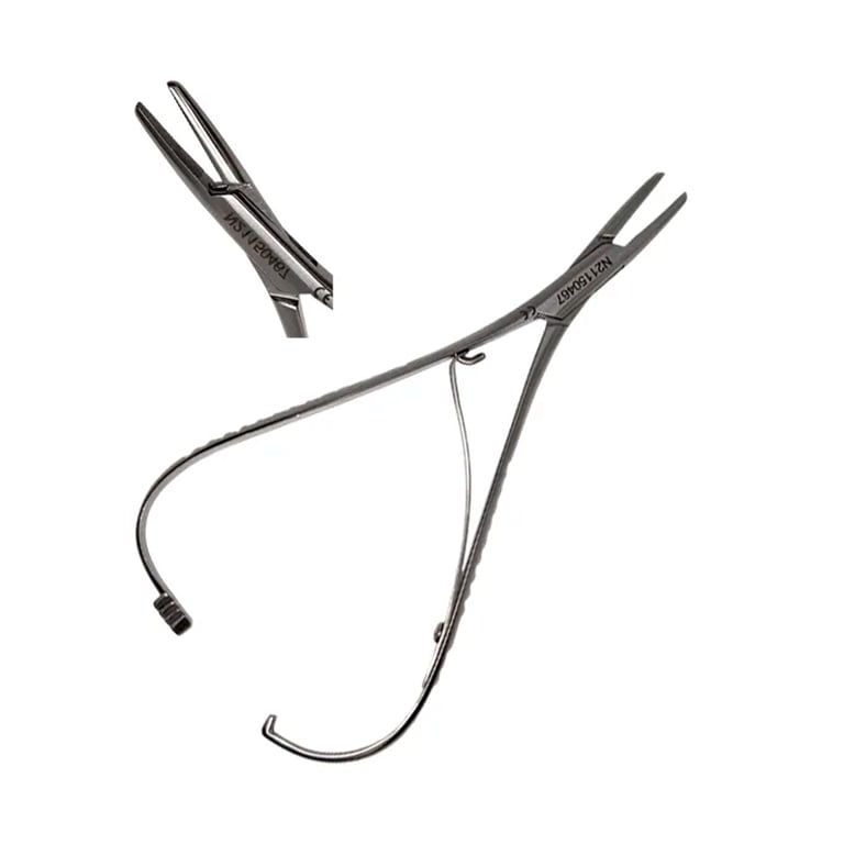 Orthodentalusa Corp OrthodentalUsaCorp 14cm Mathieu Stainless Steel Needle Holder, Wide Serrated