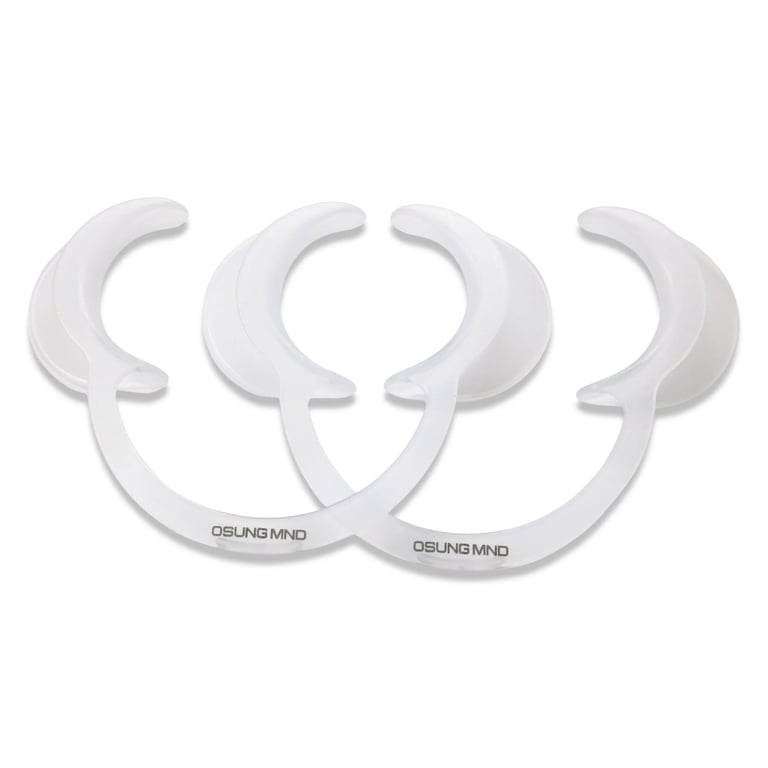 Osung Plastic lip widener, Large, used for performing tooth whitening treatments. Made of white