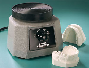 Practicon 3-Speed Lab Vibrator - Compact, Heavy-Duty, 4" diameter Non-Slip Rubber Platform
