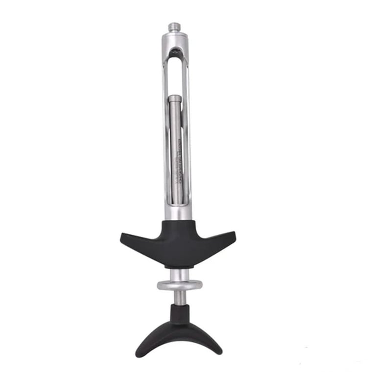 Air Series Aspirating Syringe, 1/Pk. Featuring a black saddle-grip, silicone handle and stainless