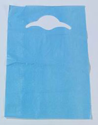 Tidi Blue Die Cut Neck Adult Bibs, X-Large, 2 Ply Tissue/Poly, 20" x 29", Case of 500 Bibs