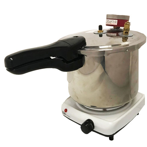 JSP Pressure Pot, 6 quart. Made of stainless steel. Electric dental