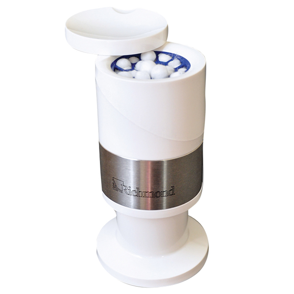 EZ UP Pellet dispenser, innovative design with a gravity based