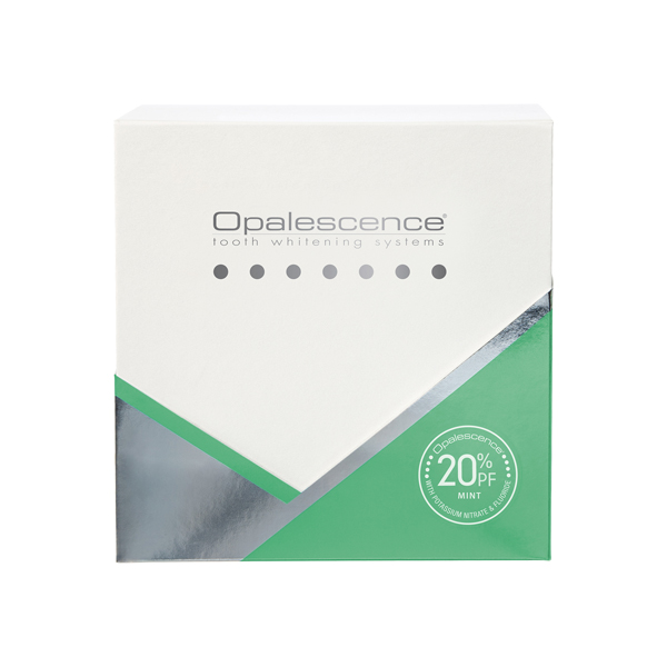 Opalescence PF 20 Mint Patient Kit 8 x 1.2 mL Syringes. Comes with